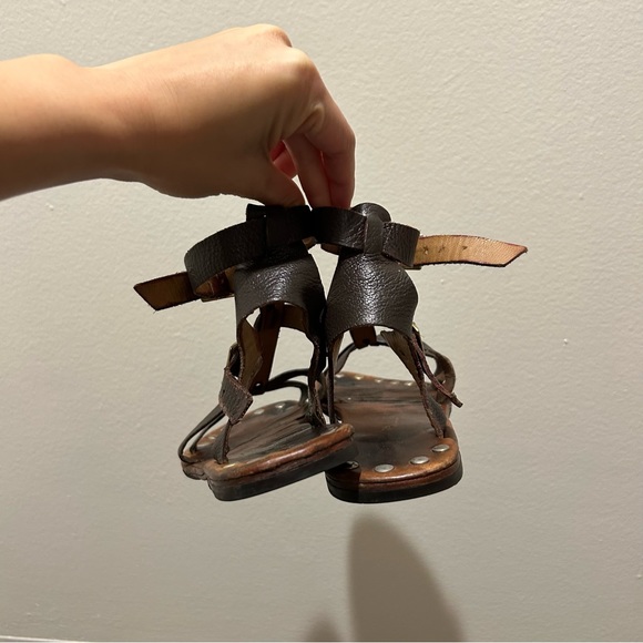 Matt Bernson Brown Gladiator Leather Sandals - Picture 3 of 5